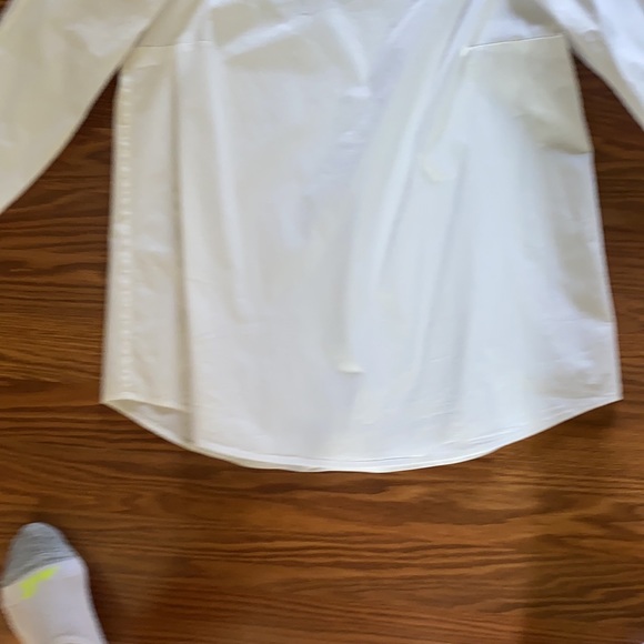 Cece offshoulder white top with 3/4 tie sleeves - Picture 4 of 4